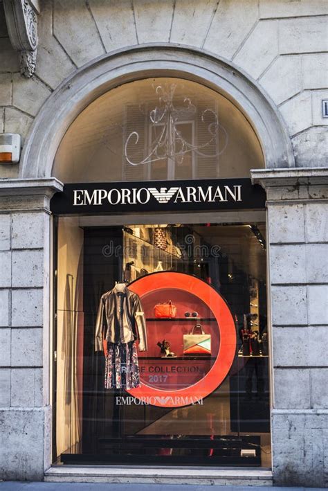 armani roma roma.